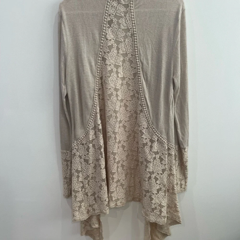 Daisies lace cardigan M